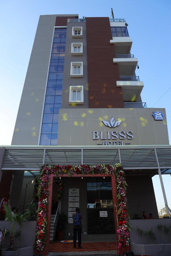 Blisss Hotel Kolhapur Exterior photo